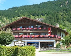 Khách sạn Gästehaus Flora (Reit im Winkl, Đức)