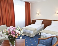Hotel Allianz Ośrodek Szkoleniowy (Nieporęt, Poland)