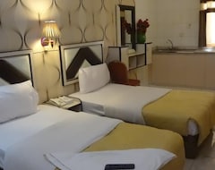 Hotel Al Kawakeb (Dubai, United Arab Emirates)