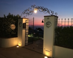 Khách sạn Il Tramonto - The Sunset (Anacapri, Ý)