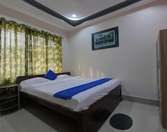 Hotel OYO 13454 Dhaka lodge (Siliguri, Indija)