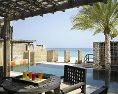Khách sạn Six Senses Zighy Bay (Daba Al Bayah, Oman)