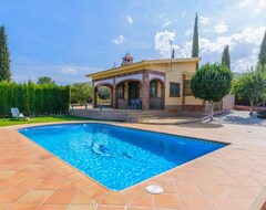 Koko talo/asunto Homey Villa With Fenced Garden In Granada Province (Salar, Espanja)