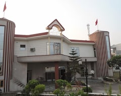Khách sạn Holy City Paradise Inn (Anandpur Sahib, Ấn Độ)