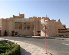 Khách sạn Mövenpick Nabatean Castle (Wadi Musa - Petra, Jordan)