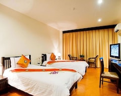 Khách sạn Hotel La De Bua (Patong Beach, Thái Lan)