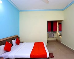 Otel Goroomgo D2 Holiday Inn Puri (Puri, Hindistan)