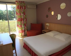 Khách sạn Hotel Isola (Borgo, Pháp)