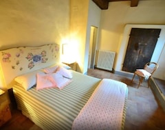 Hotel Cosy Accommodation Situated On A Fascinating Place (San Godenzo, Italy)