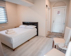 Khách sạn Ayvalık Çamlık Denizyıldızı Otel (Ayvalık, Thổ Nhĩ Kỳ)