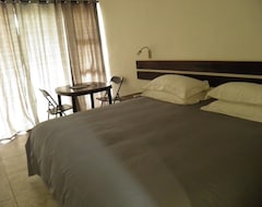 Hotel Hills And Dales Accommodation (Lanseria, Južnoafrička Republika)
