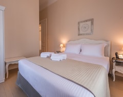 Hotel Palladian Home (Athens, Greece)