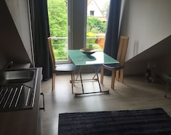 Hele huset/lejligheden 50m² 2 værelses lejlighed i udkanten af Hamburg og tyve minutter til Østersøen (Ahrensburg, Tyskland)