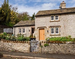 Hele huset/lejligheden Rose Cottage, Pet Friendly In Middleton-by-youlgreave, Ref 924952 (Bakewell, Storbritannien)
