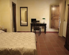 Hotel Monastero Fortezza di Santo Spirito (Ocre, Italy)