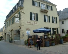 Khách sạn Zur Post (Neumagen-Dhron, Đức)