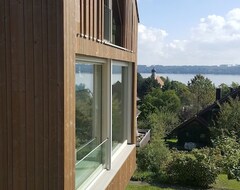 Toàn bộ căn nhà/căn hộ Modern Design Apartment With Lake View And Garden Sauna House (Schondorf, Đức)