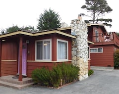 Hotel Andril Fireplace Cottages (Pacific Grove, USA)