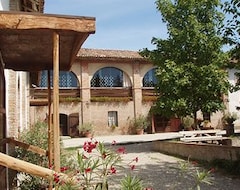 Hotel Agriturismo Torrazzetta (Borgo Priolo, Italia)