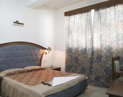 Khách sạn OYO 8178 Hotel Saket (Allahabad, Ấn Độ)