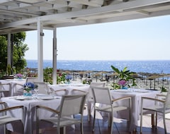 Khách sạn Unahotels Naxos Beach (Giardini-Naxos, Ý)