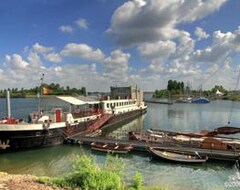 Hotel Botel Ophoven (Kinrooi, Belgium)