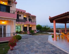 Hotel Villa Ikaros (Ammoudia, Greece)