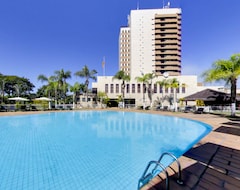 Khách sạn Marques Plaza Hotel (Pouso Alegre, Brazil)