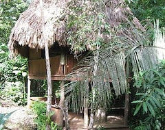 Hôtel Martz Farm Treehouses & Cabanas (Benque Viejo del Carmen, Belize)