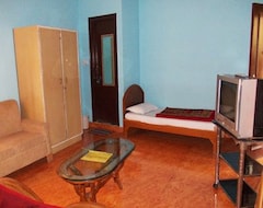 Hotel 60's Green Hills (Rishikesh, India)