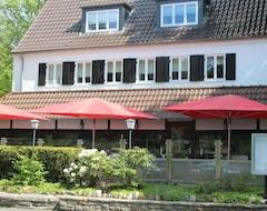 Khách sạn Hotel und Restaurant Unter den Eichen (Wolfsburg, Đức)