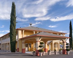 Motel Upper Lake Inn & Suites (Upper Lake, Hoa Kỳ)