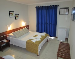Khách sạn Thanharu Praia Hotel (Anchieta, Brazil)