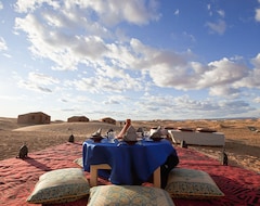 Khách sạn Bivouac La Dune Blanche (Tagounite, Morocco)