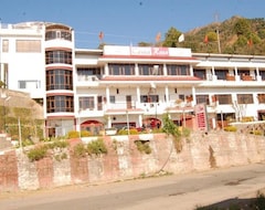 Hotelli Centarosa Resort (Solan, Intia)