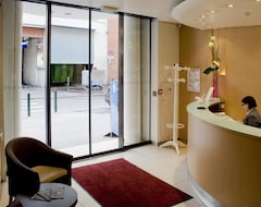 Hotel Ours Blanc Victor Hugo (Toulouse, France)