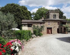 Casa rural La Piazzetta (San Gimignano, Italia)