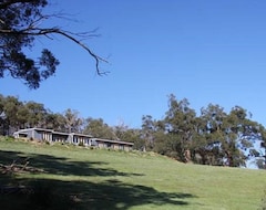 Khách sạn Cloudsnest - Secluded Hills Property (Adelaide, Úc)