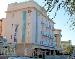 Khách sạn Hotel Sacramora (Rimini, Ý)