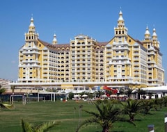 Hotel Royal Holiday Palace (Lara, Turkey)