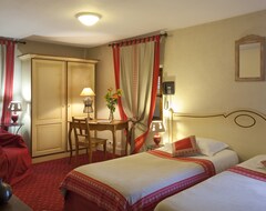 Hotel de France (Ferney-Voltaire, France)