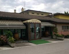 Khách sạn Luogo Del Giulio (Maniago, Ý)