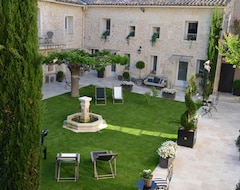Hotel Gounod (Saint-Remy-de-Provence, France)