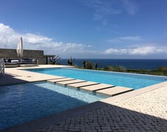 Cijela kuća/apartman Luxury Ocean Front Villa, Pool, Tennis, Golf, Surfing; Areia Branca, LourinhÃ (Atalaia, Portugal)