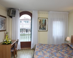Khách sạn Alla Campana (Dolo, Ý)