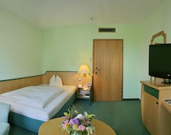 Khách sạn Hotel Kastanienhof (Erding, Đức)