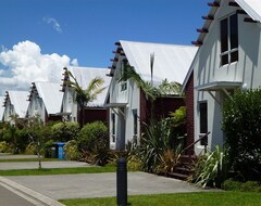 Hotel Ramada Resort Rotorua Marama (Lake Rotorua, New Zealand)