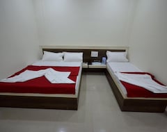 Hotel S S Palace (Shirdi, India)