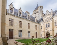 Khách sạn Château de Ternay (Ternay, Pháp)