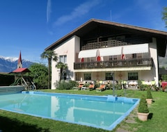 Khách sạn Burgleitenhof (Lana, Ý)